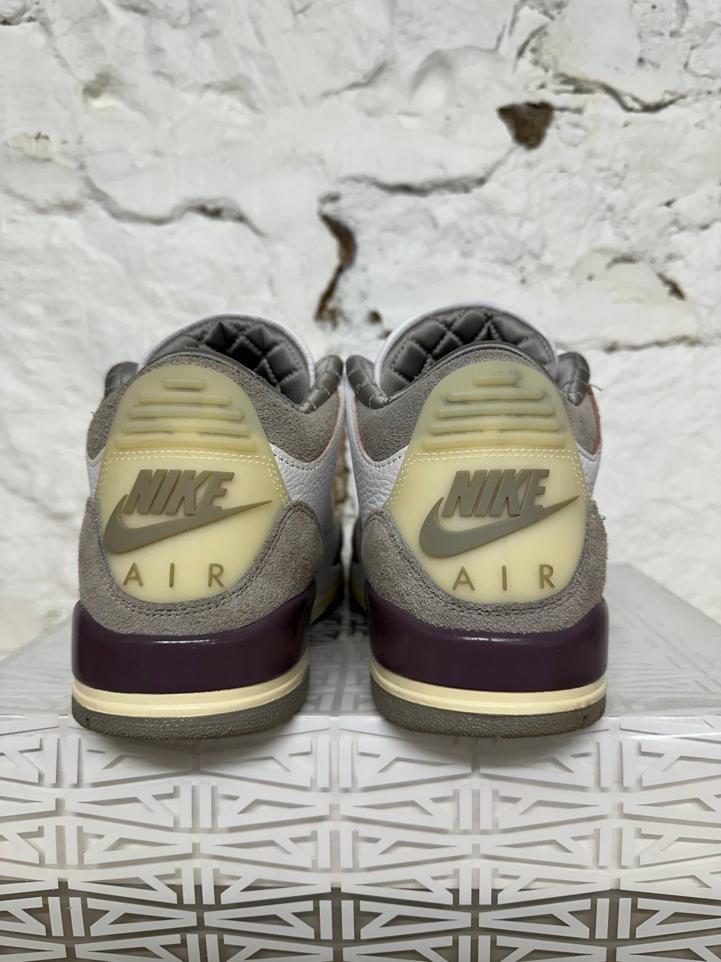 Air Jordan 3 A Ma Maniere Sz 10 (11.5W)