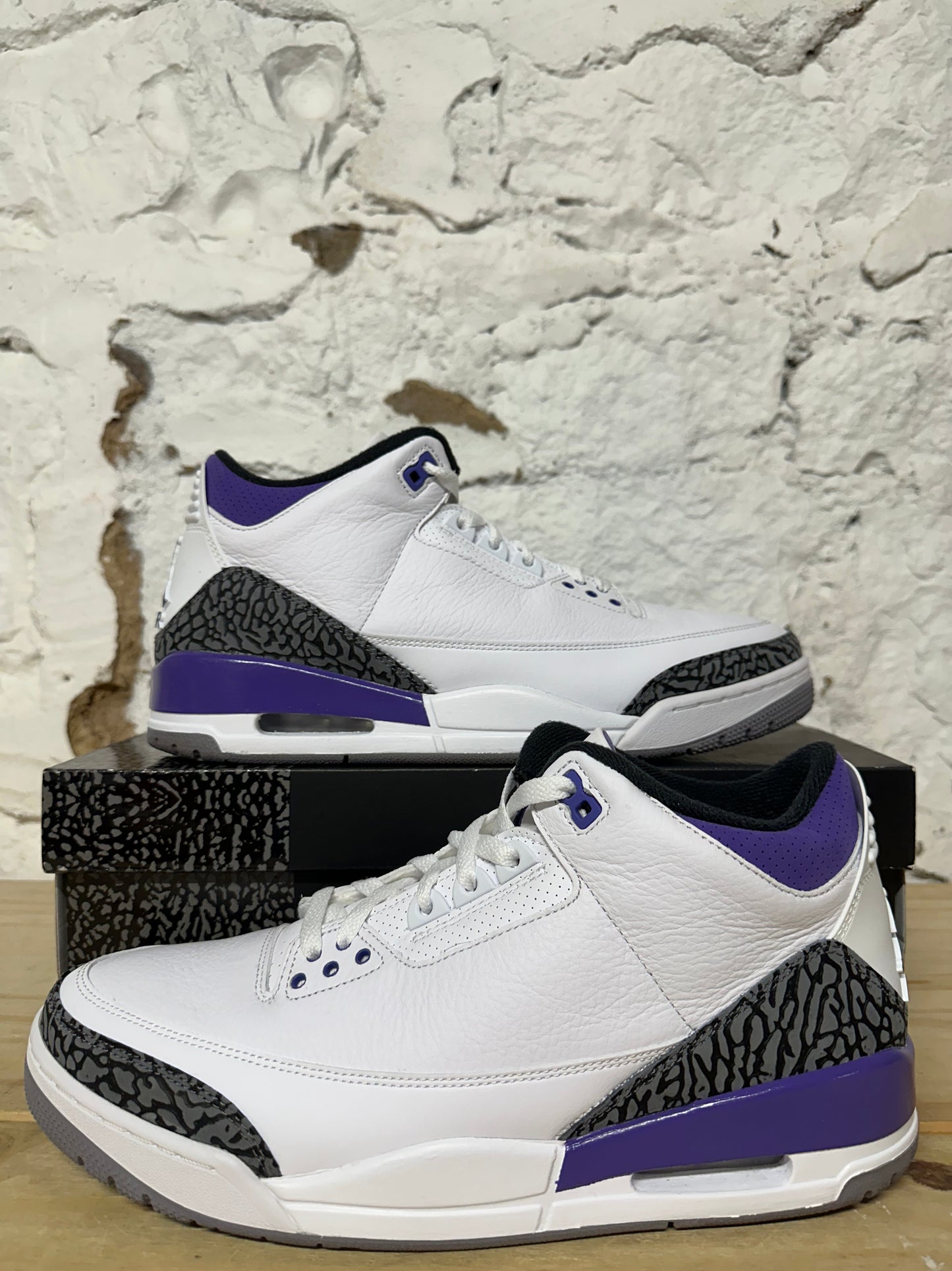 Air Jordan 3 Dark Iris Sz 12