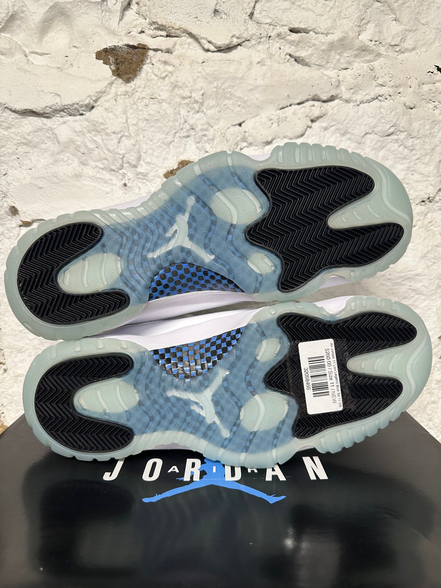 Air Jordan 11 Low Legend Blue Sz 11 DS