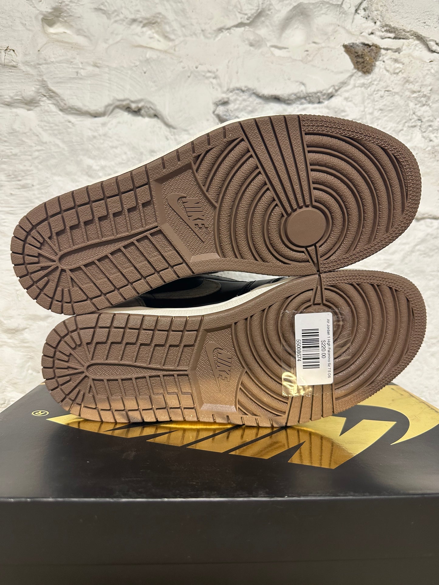 Air Jordan 1 High Palomino Sz 7.5 DS