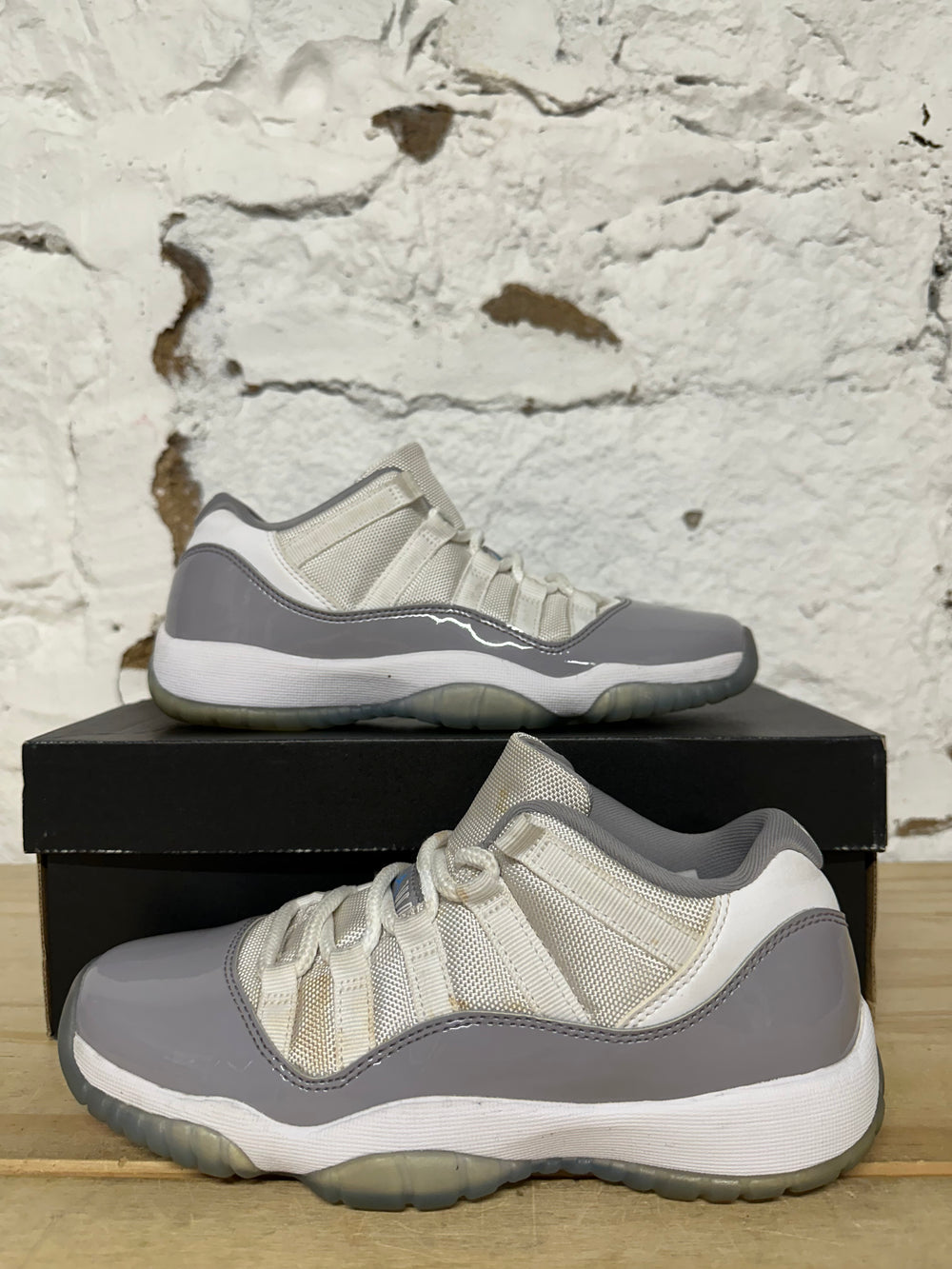 Air Jordan 11 Low Cement Grey Sz 5.5Y