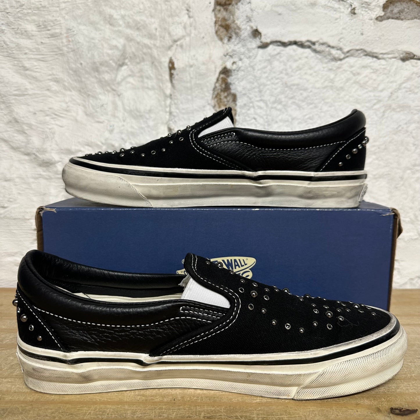 Vans LX Classic Slip On 98 Pearlized Blackout Sz 8.5