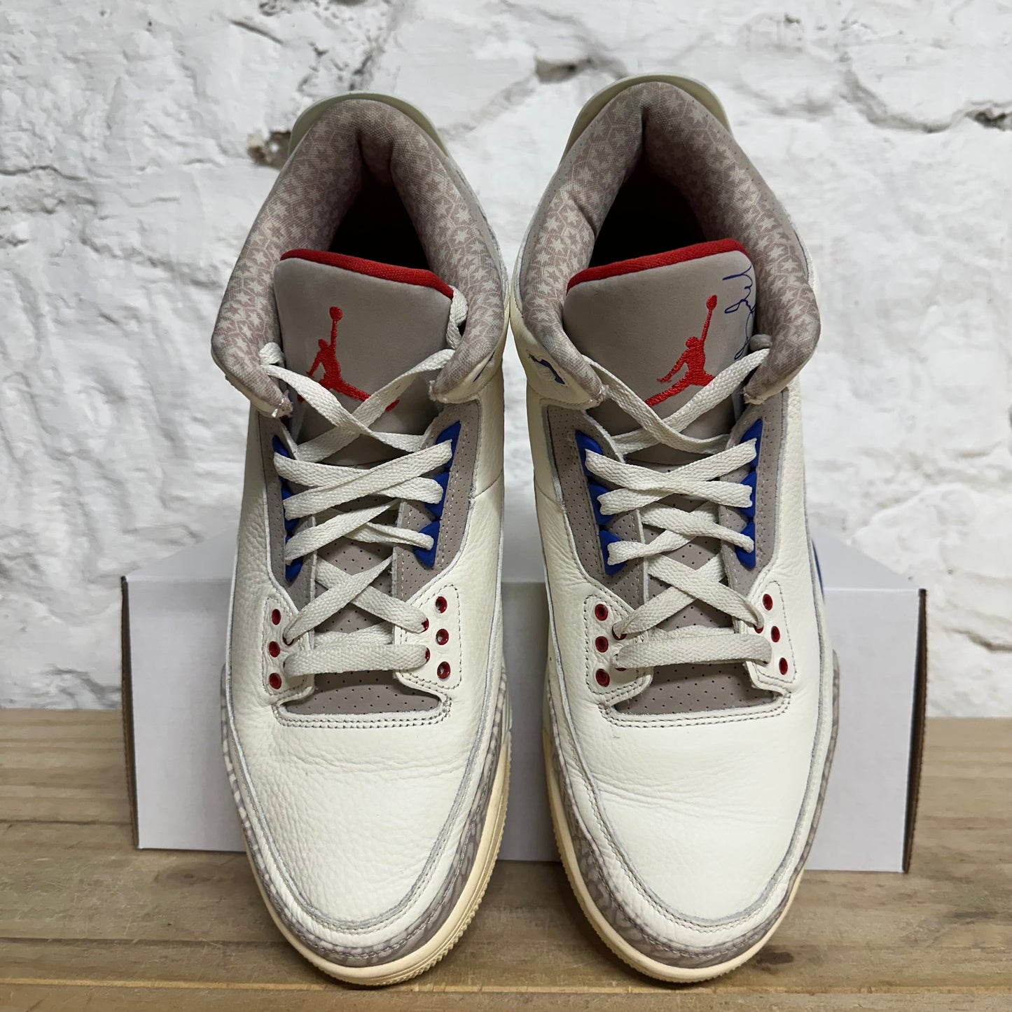 Air Jordan 3 International Flight Sz 12