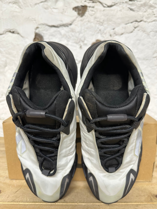 Yeezy 700 MNVN Blue Tint Sz 11