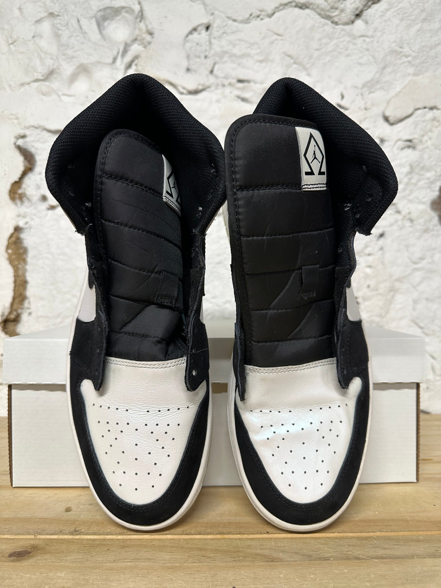 Air Jordan 1 Mid Diamond Sz 11