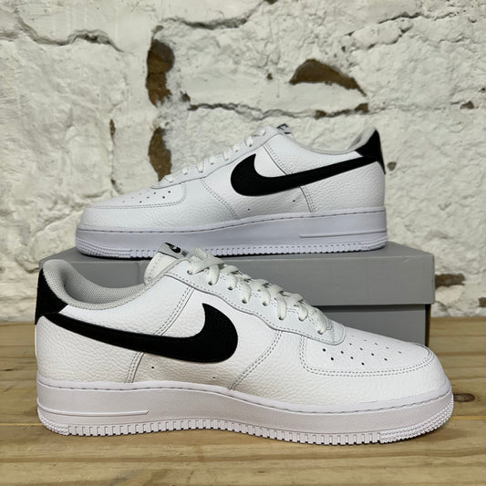 Nike Air Force 1 Low 07 Black Pebbled Swoosh Sz 11.5 DS