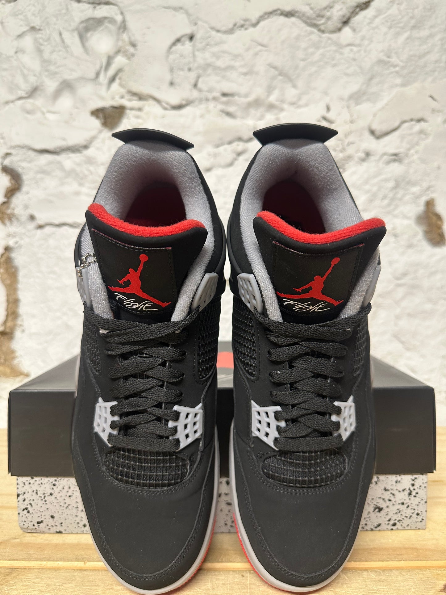 Air Jordan 4 Bred (2019) Sz 11