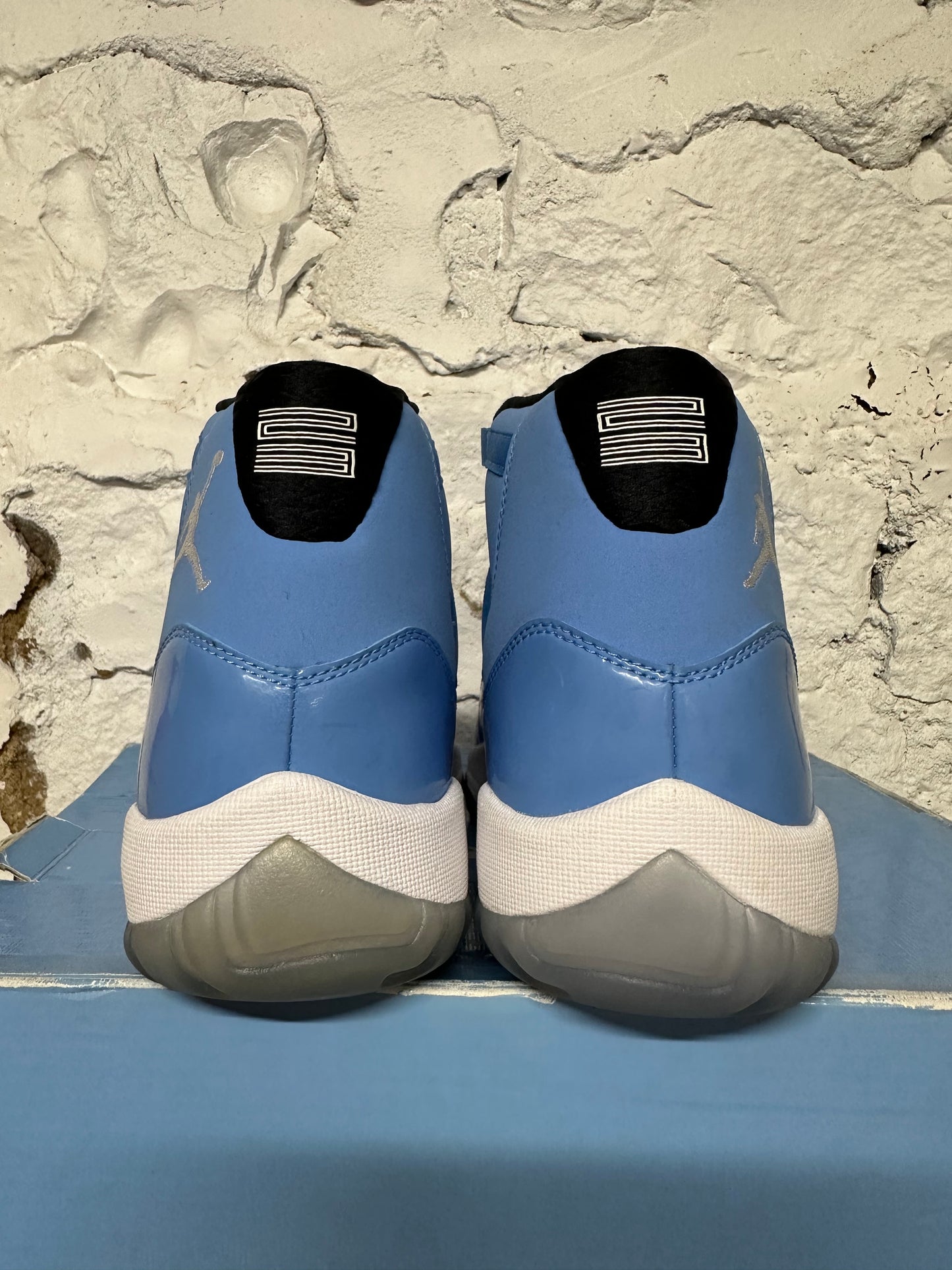 Air Jordan 11 High Pantone Sz 10 DS