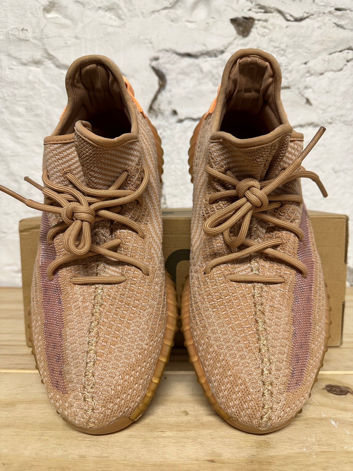 Yeezy 350 V2 Clay Sz 11