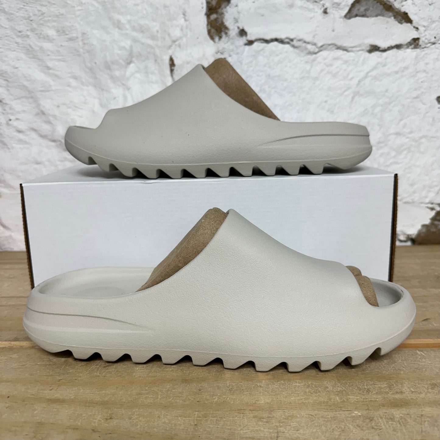 Yeezy YS-01 Cream Slide Sz 13 DS