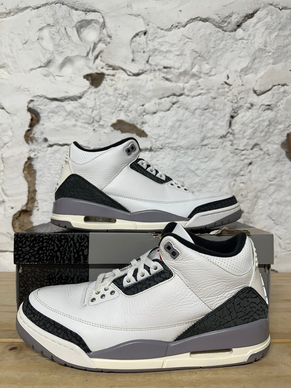 Air Jordan 3 Cement Grey Sz 10.5