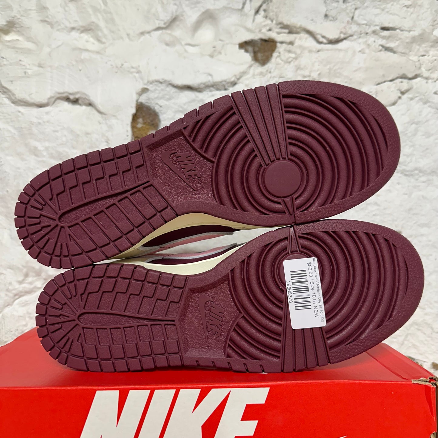 Nike Dunk Low Valentines Day Sz 10.5 DS