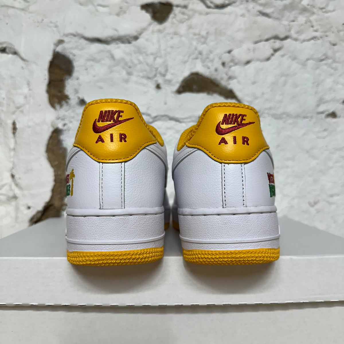 Nike Air Force 1 Low Retro West Indies (2023) Sz 8 DS