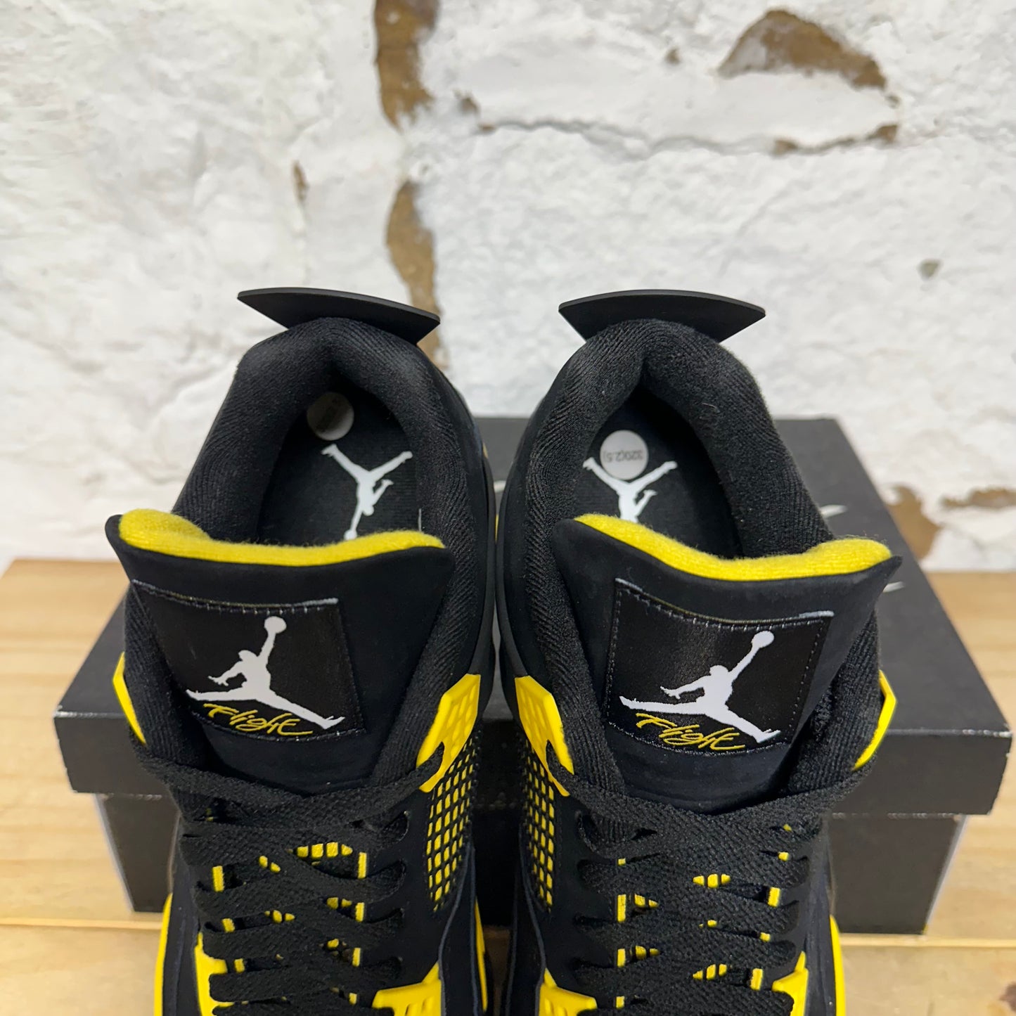 Air Jordan 4 Yellow Thunder Sz 14