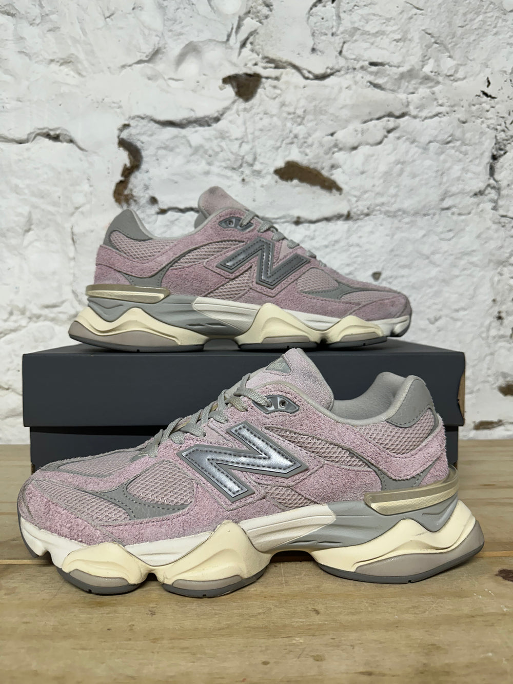 New Balance 9060 December Sky Sz 9
