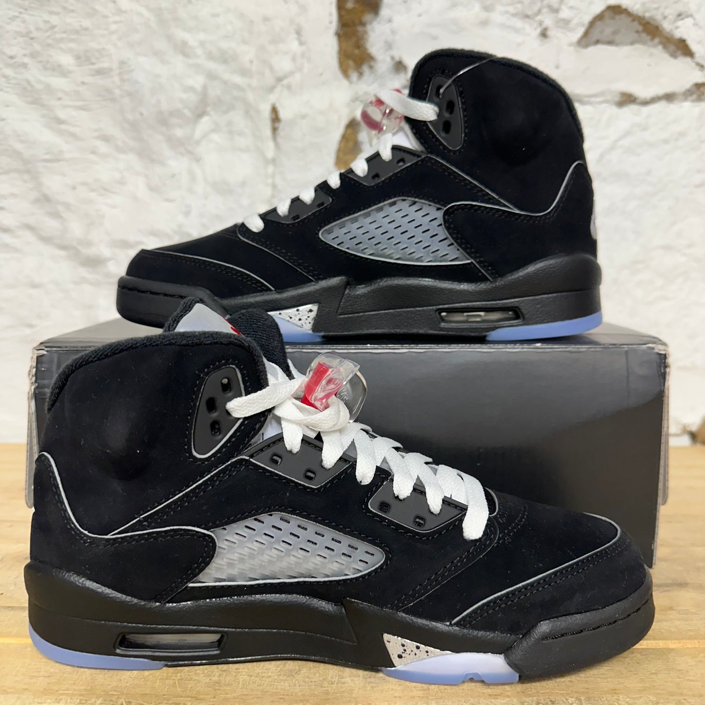 Air Jordan 5 Black Metallic Reimagined Sz 5.5Y DS