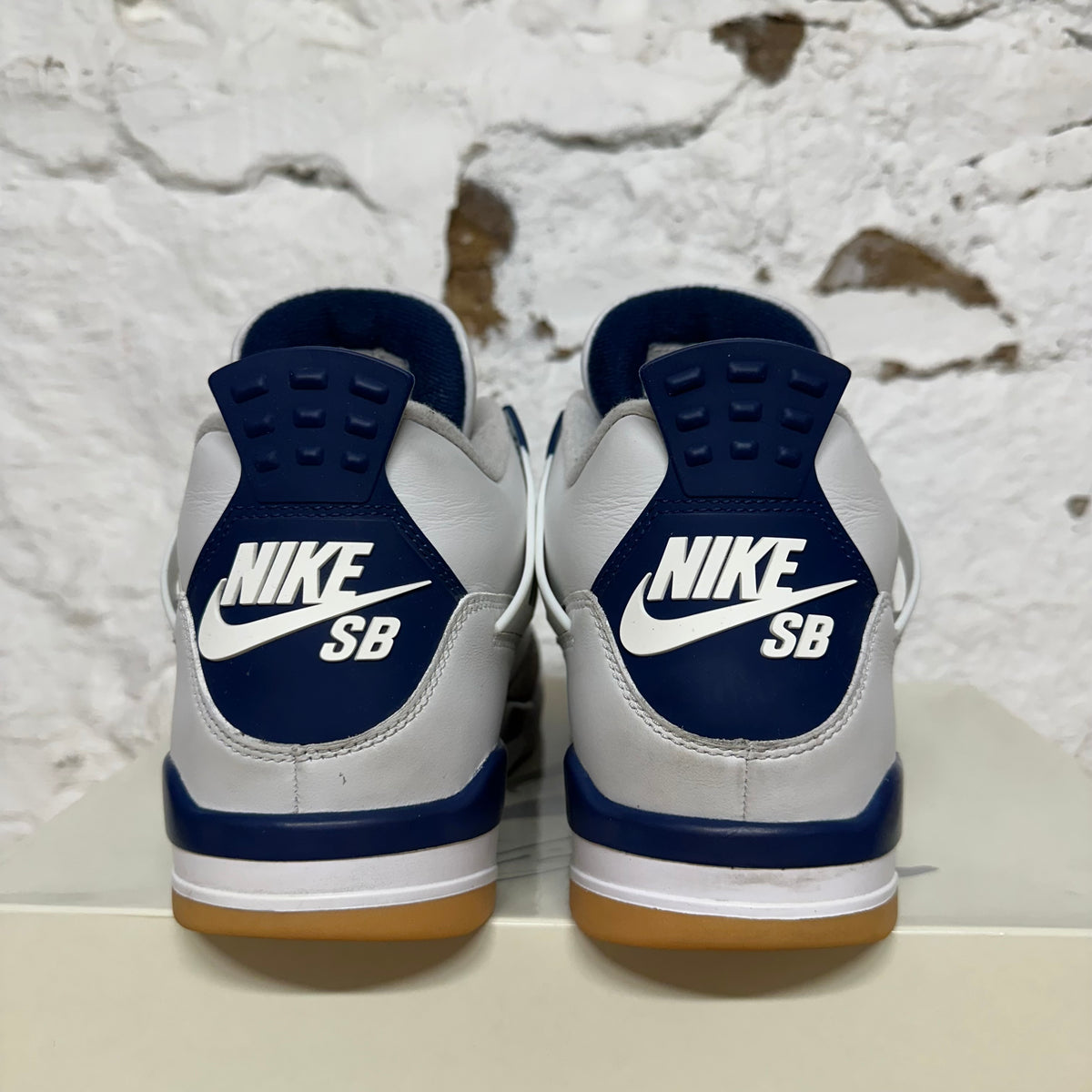 Air Jordan 4 SB Midnight Navy Sz 10.5