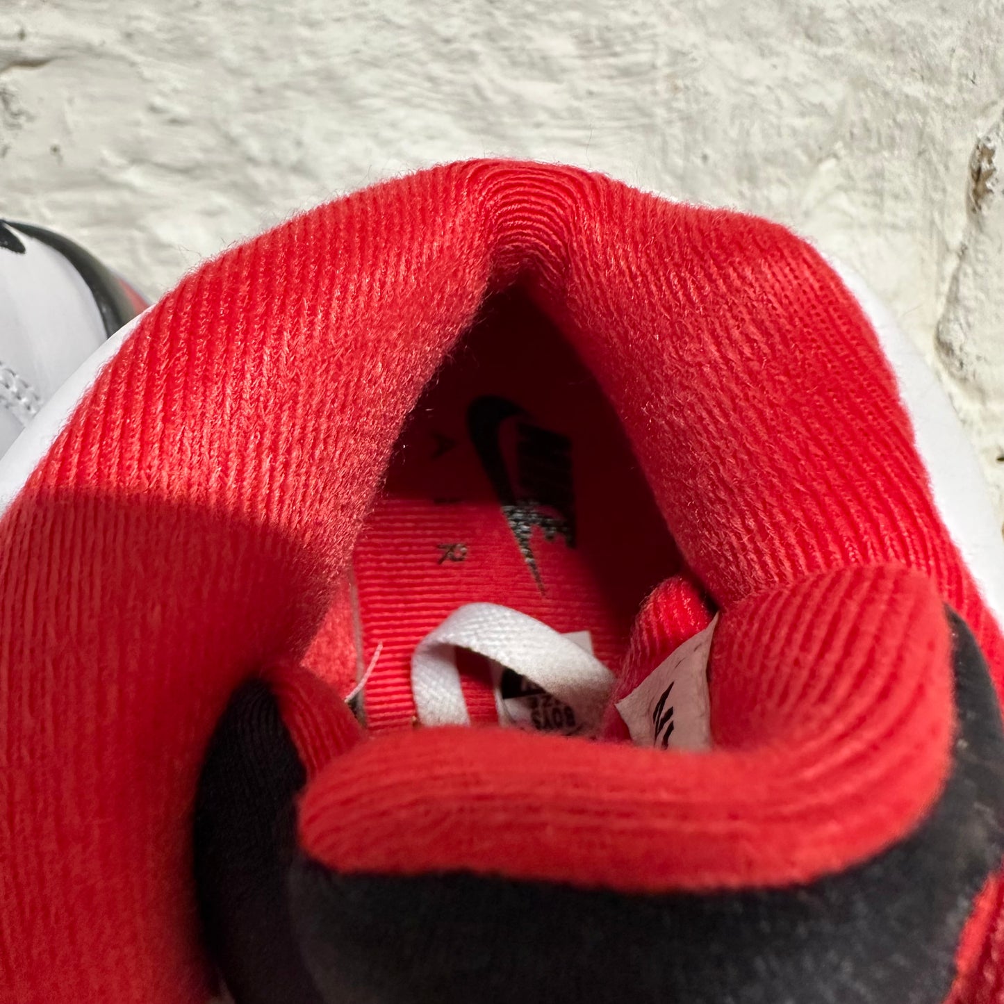 Air Jordan 5 Fire Red Black Tongue (2025) Sz 6.5Y DS