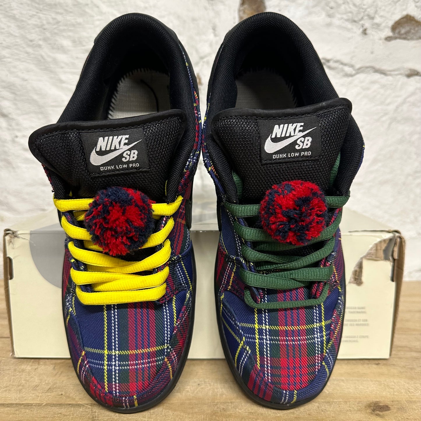 Nike SB Dunk Low Nardwaur Sz 8