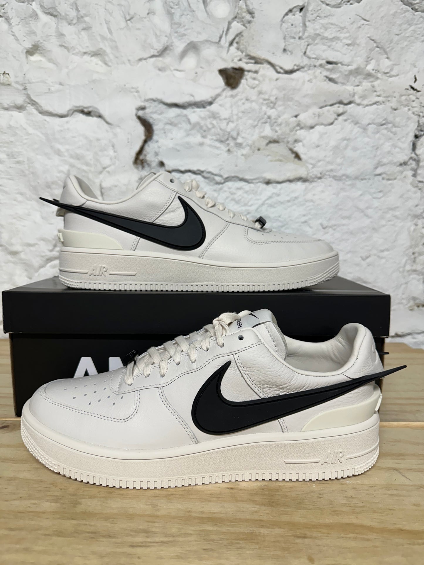 Nike Air Force 1 Low Ambush White Sz 11 DS