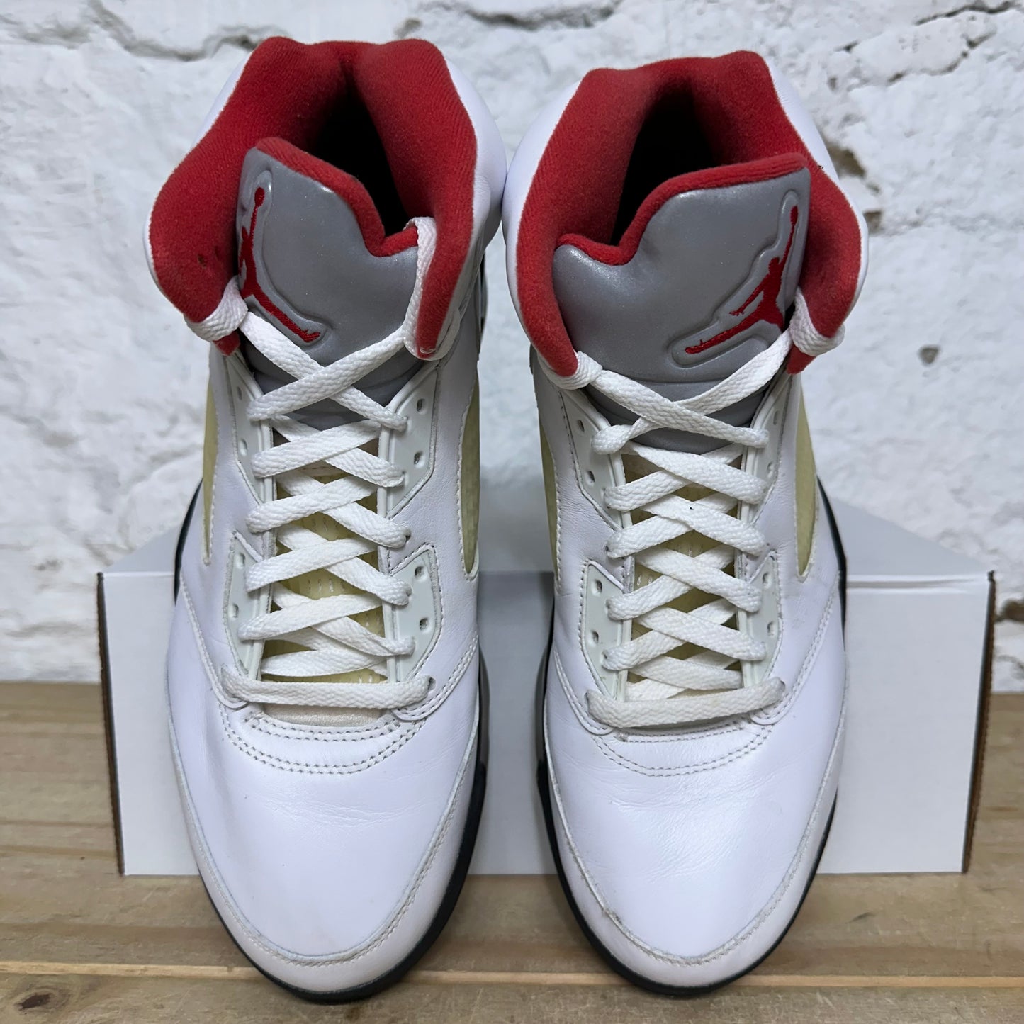 Air Jordan 5 Fire Red Silver Tongue (2020) Sz 10.5