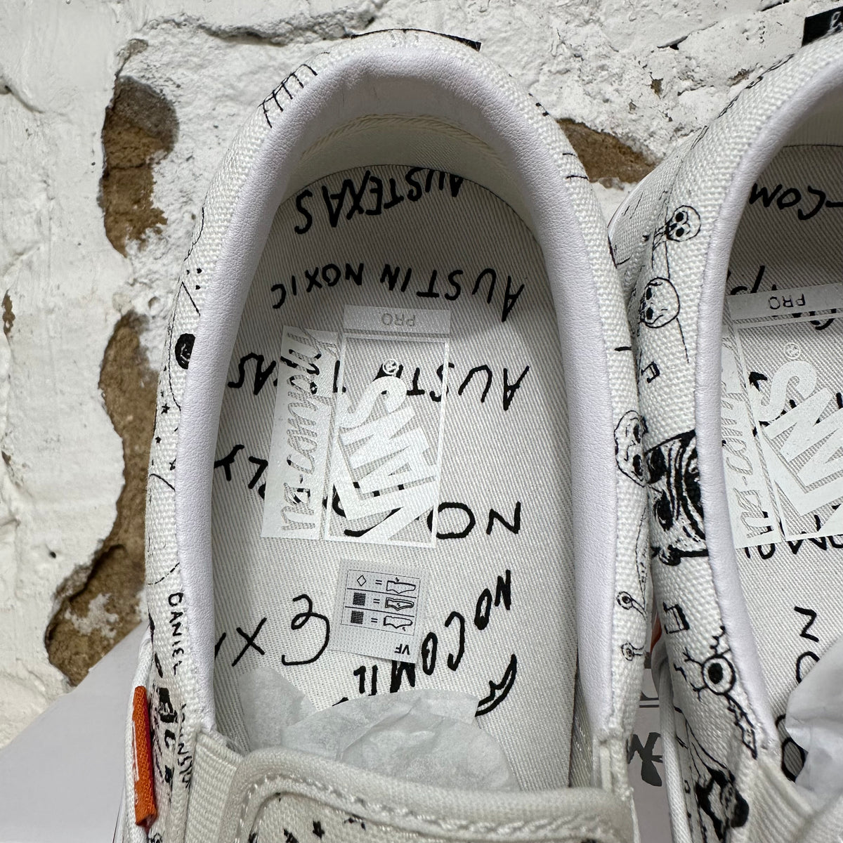 Vans Slip On Pro No Comply Daniel Johnston Sz 9.5 DS