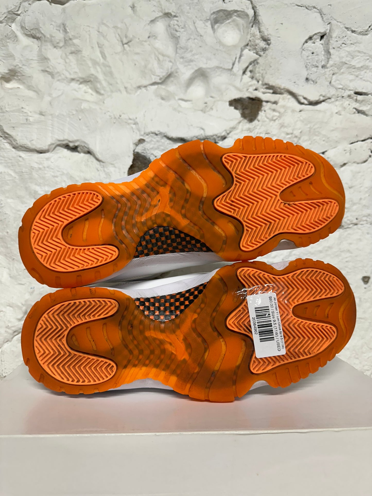 Air Jordan 11 Low Citrus Sz 9.5 (11W)
