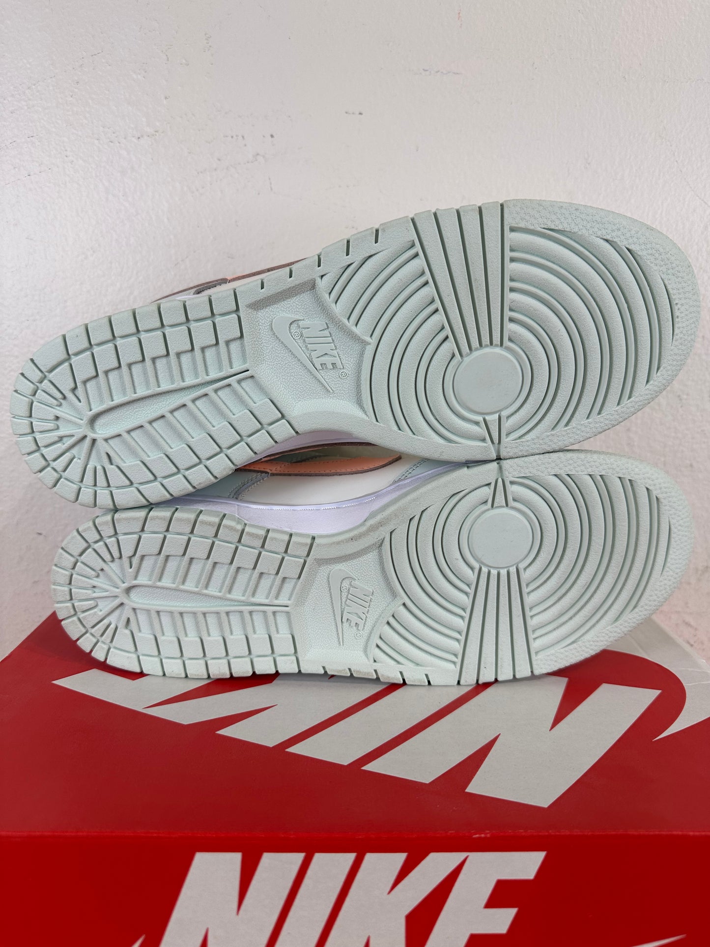 Nike Dunk Low Barely Green Sz 9.5(11W) DS