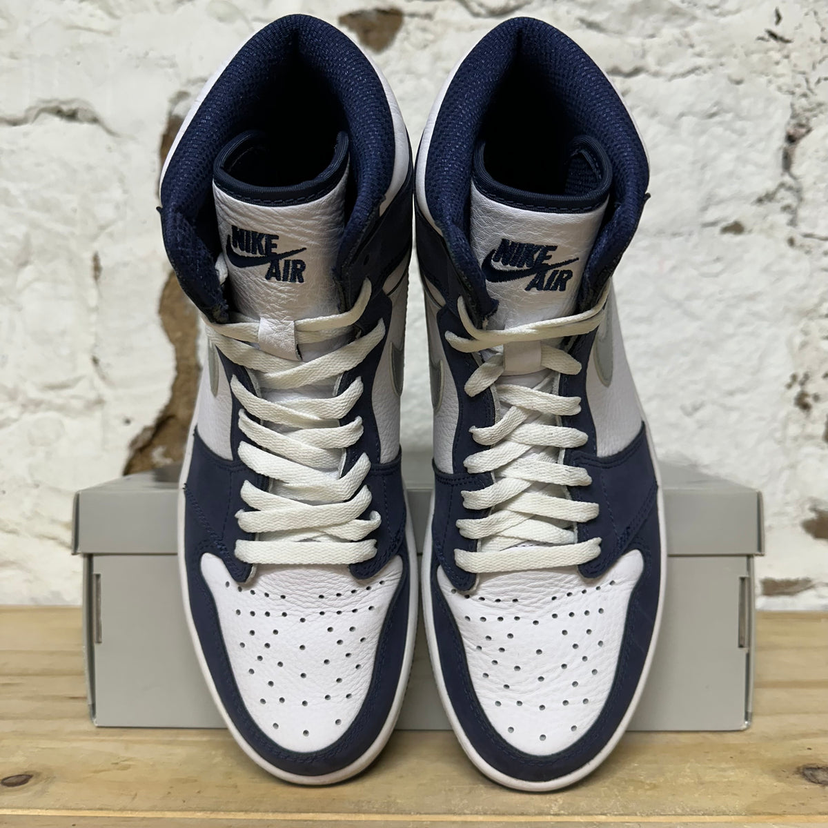Air Jordan 1 High Midnight Navy (2020) Sz 9.5