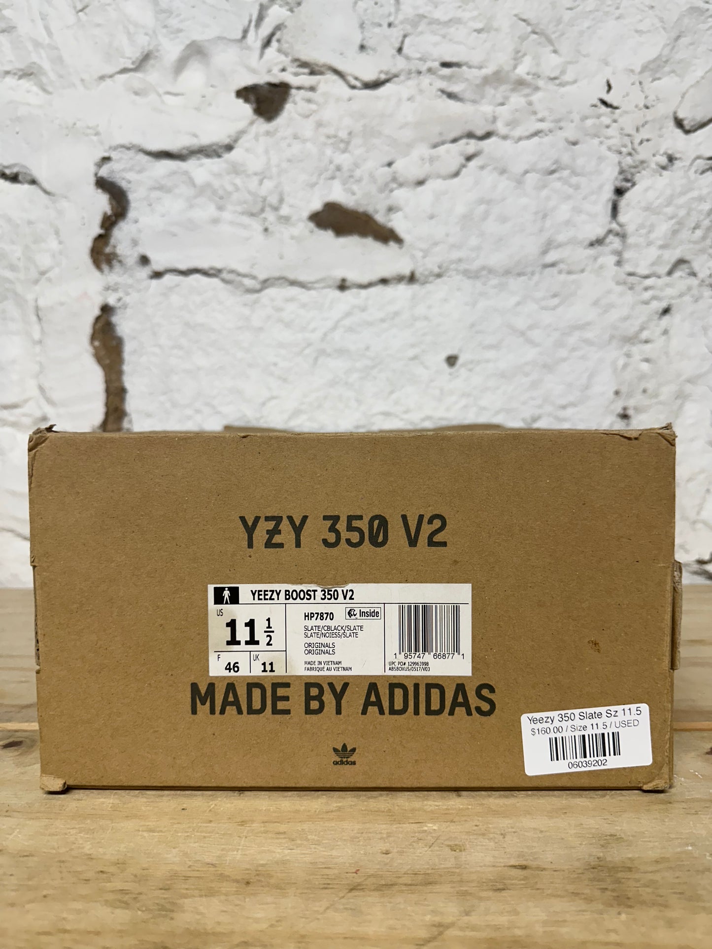 Yeezy 350 V2 Slate Sz 11.5