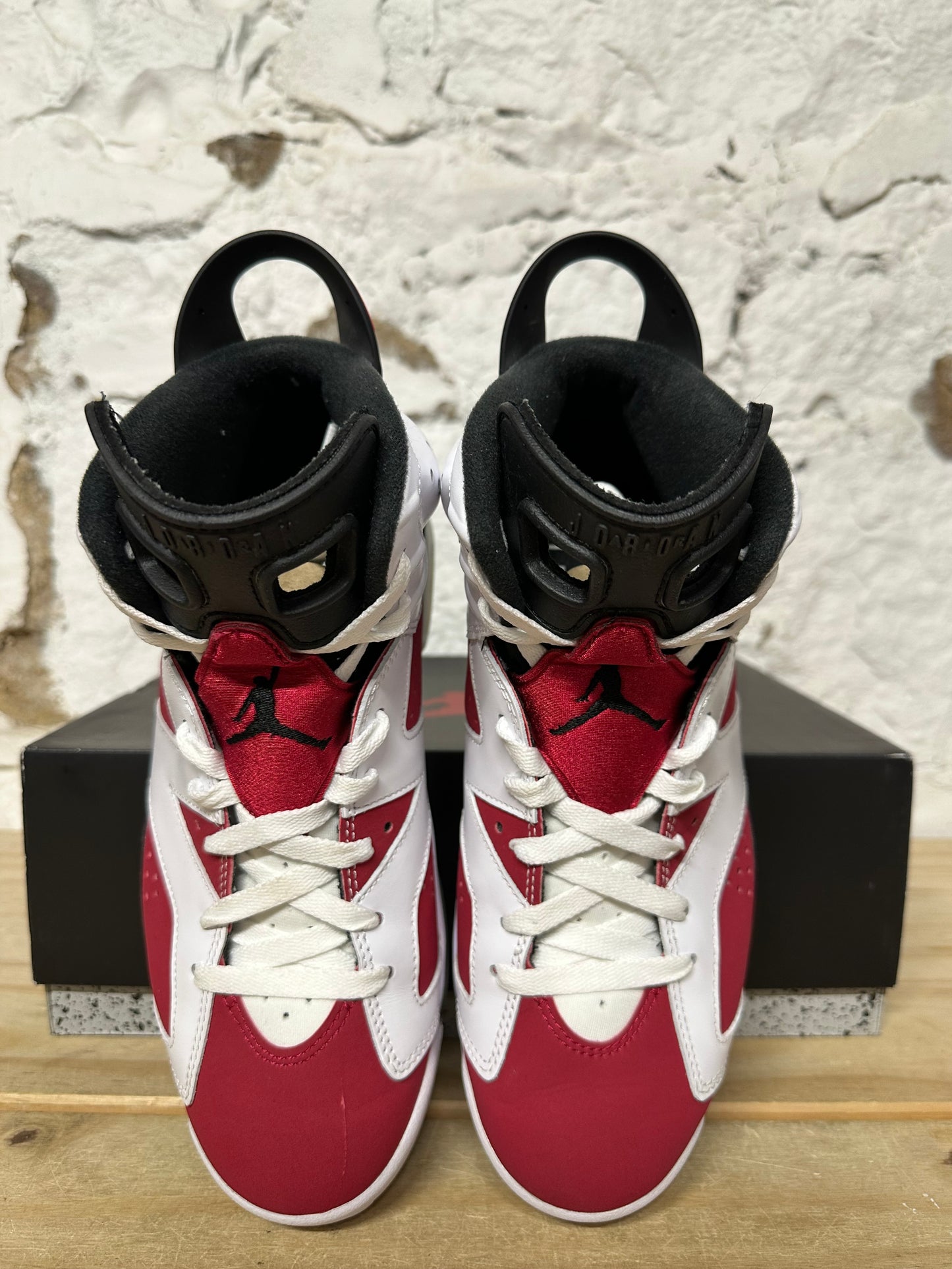 Air Jordan 6 Carmine Sz 8.5