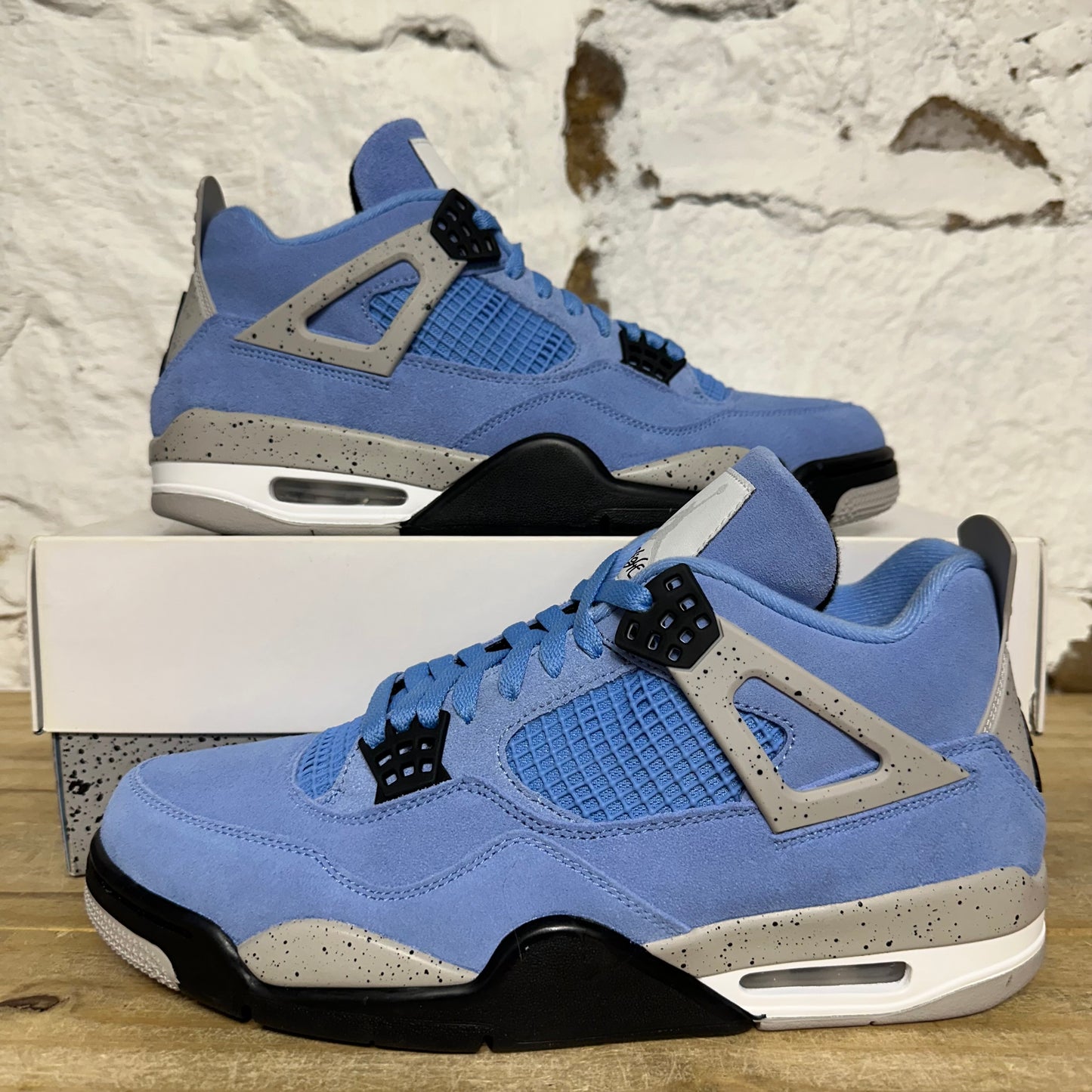 Air Jordan 4 University Blue Sz 10.5 DS