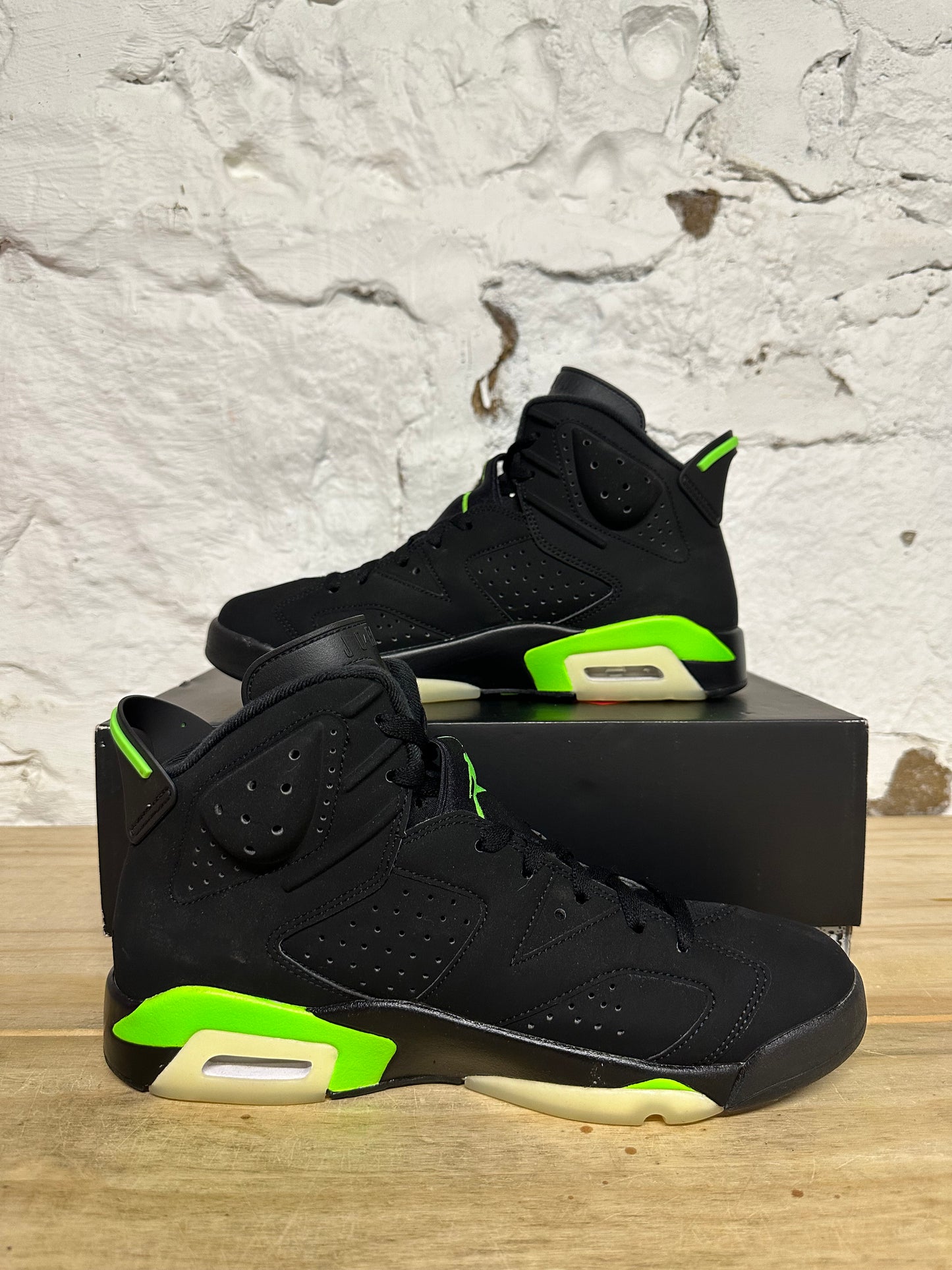 Air Jordan 6 Electric Green Sz 10