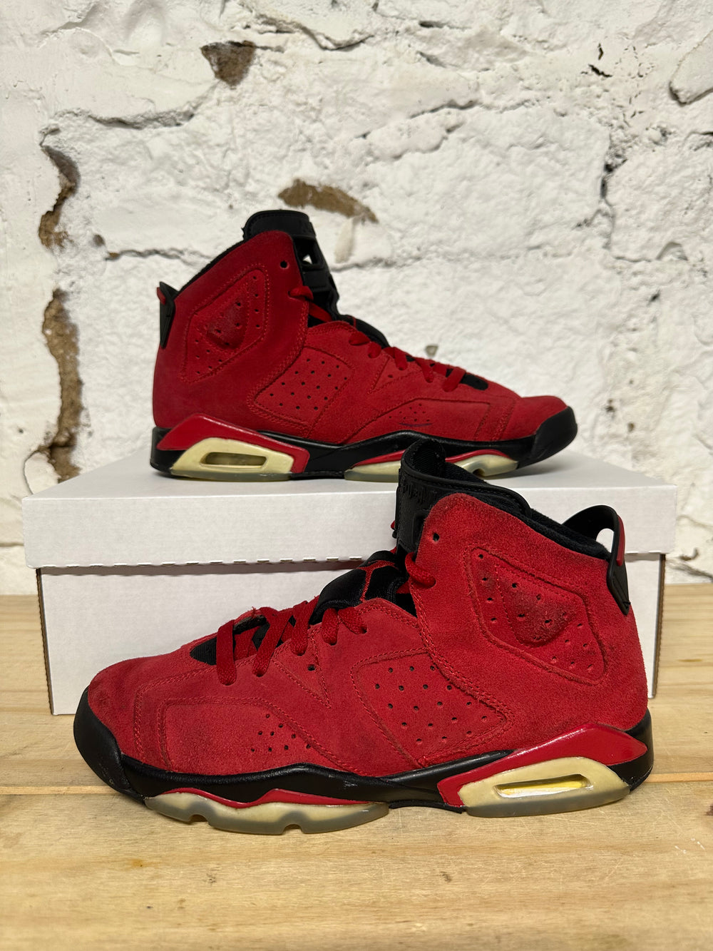 Air Jordan 6 Toro Sz 7Y