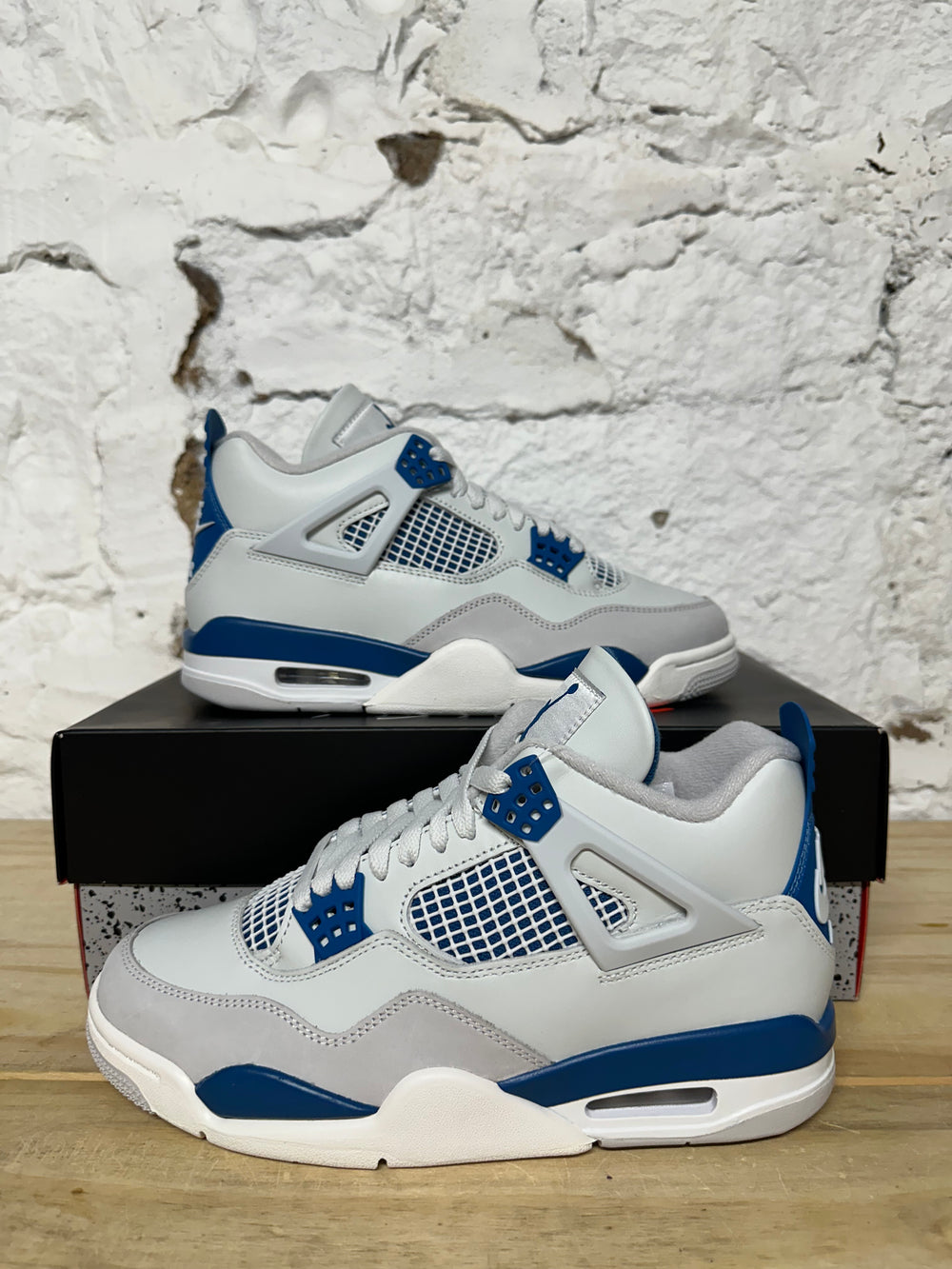 Air Jordan 4 Military Blue Sz 7.5 DS