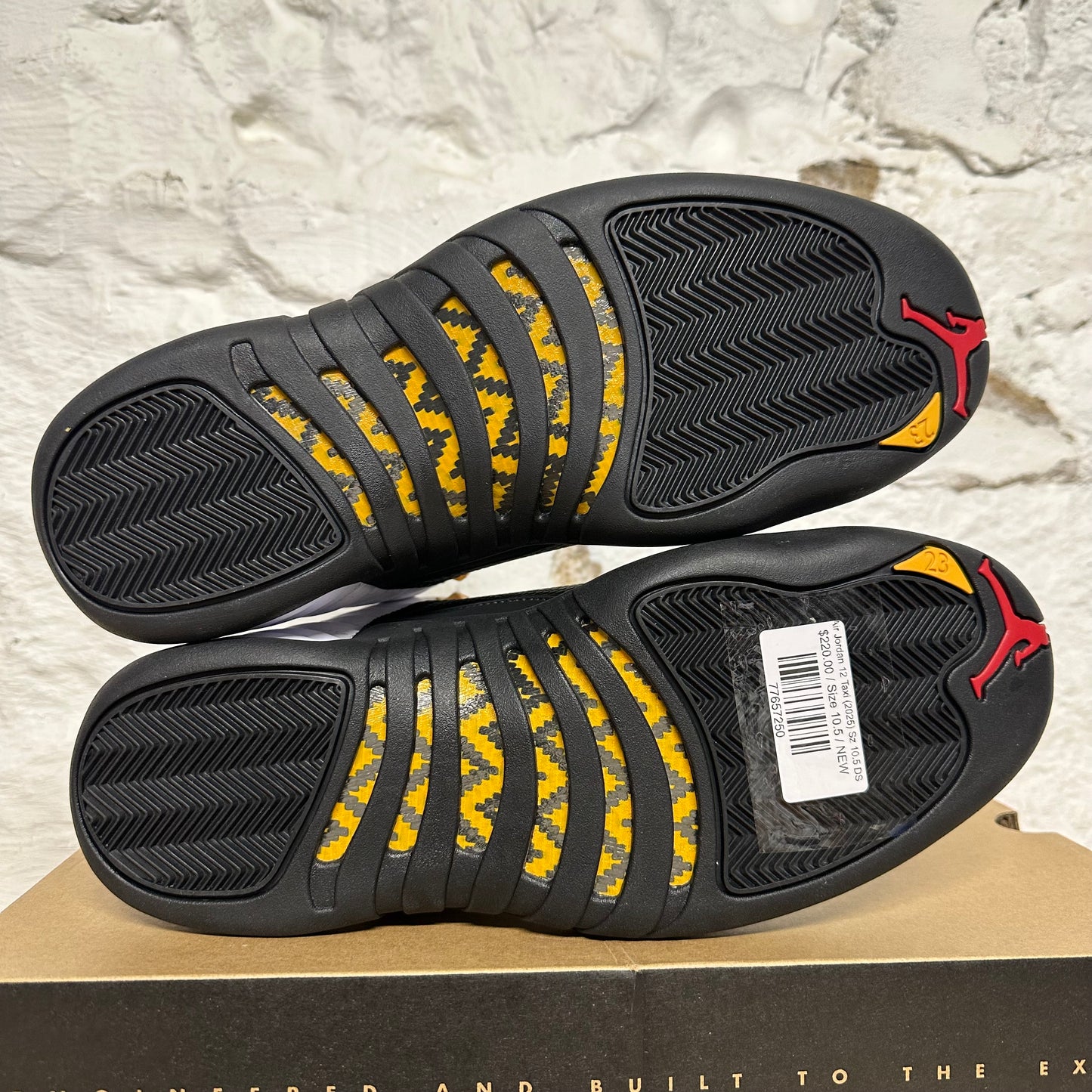 Air Jordan 12 Taxi (2025) Sz 10.5 DS