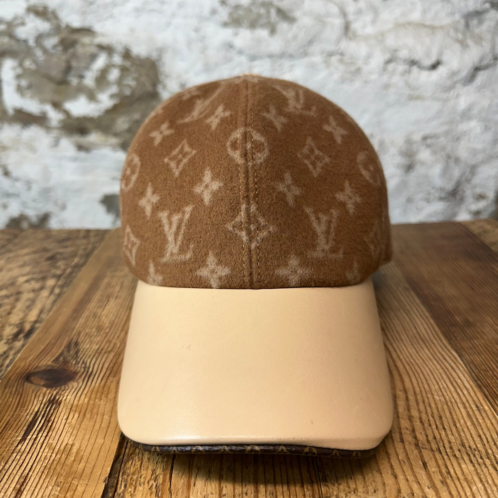 Louis Vuitton Beige Monogram Wool Hat Sz M