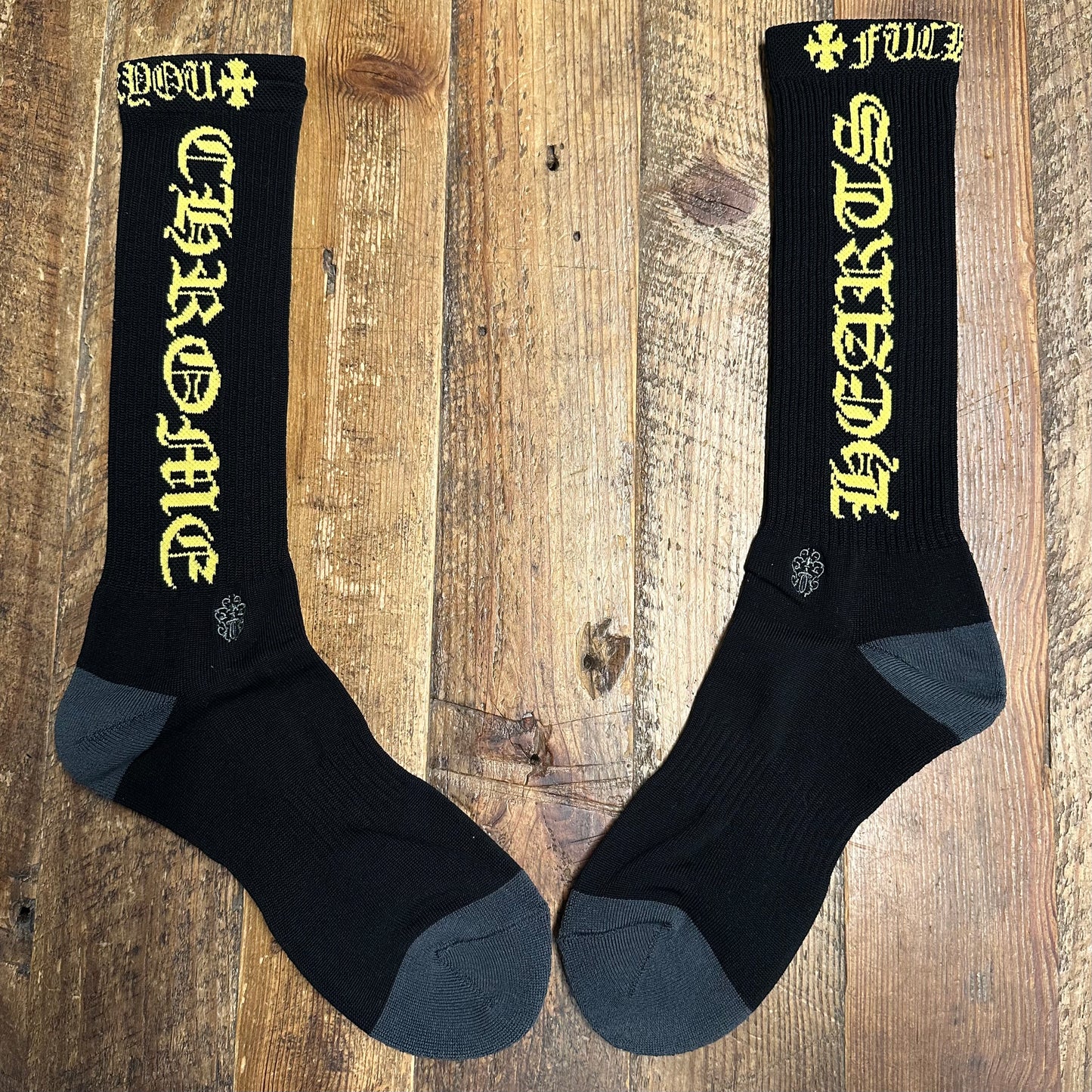 Chrome Hearts Yellow Spell Black Socks DS