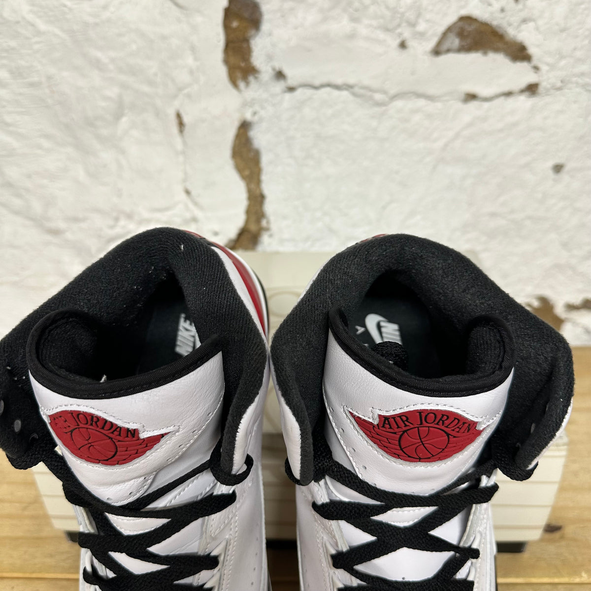 Air Jordan 2 Chicago (2022) Sz 13