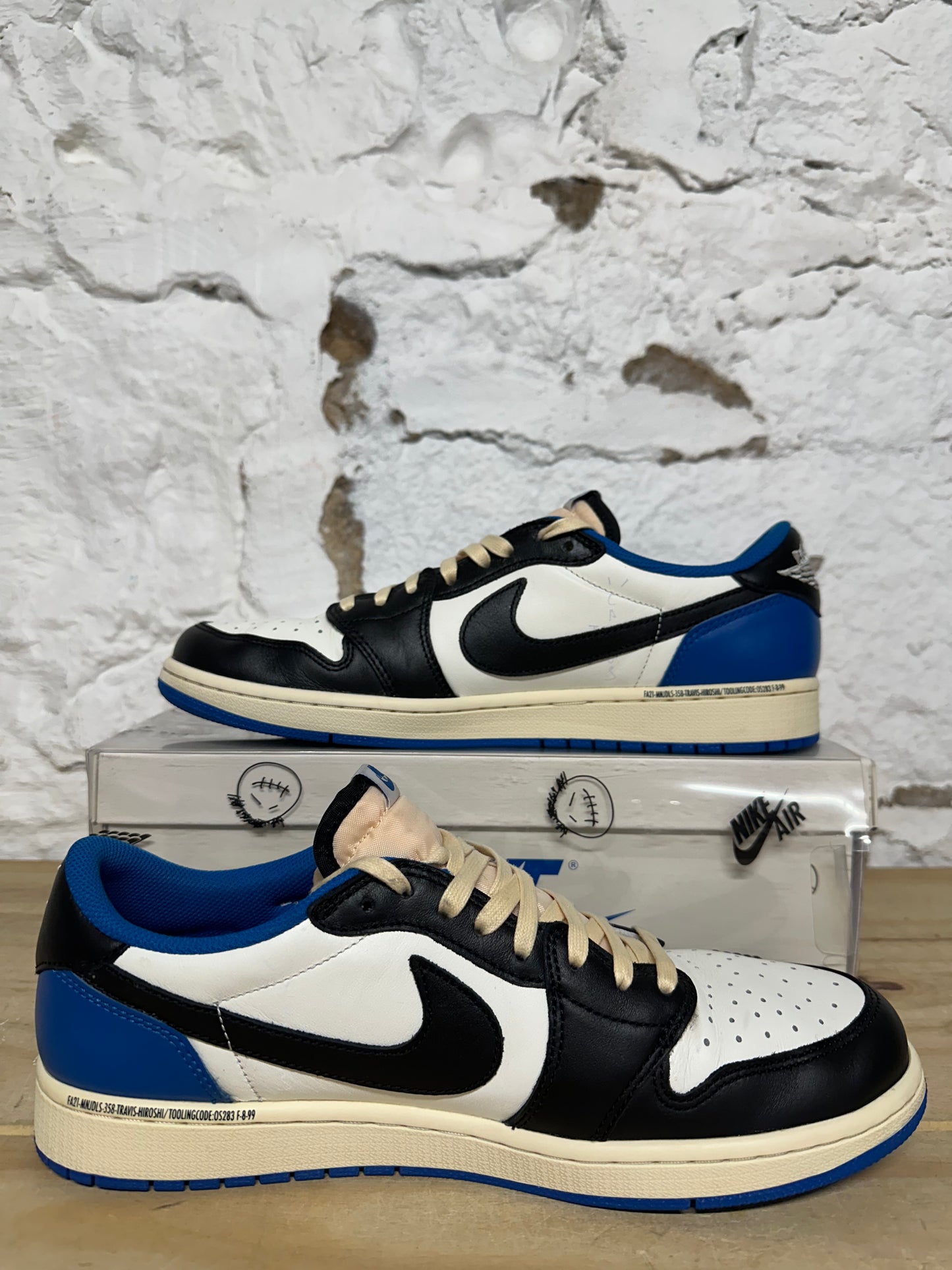 Air Jordan 1 Low Travis Scott Fragment Sz 10.5
