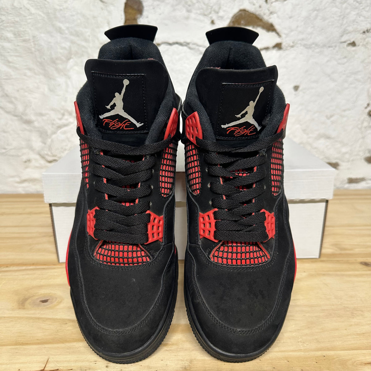 Air Jordan 4 Red Thunder Sz 11