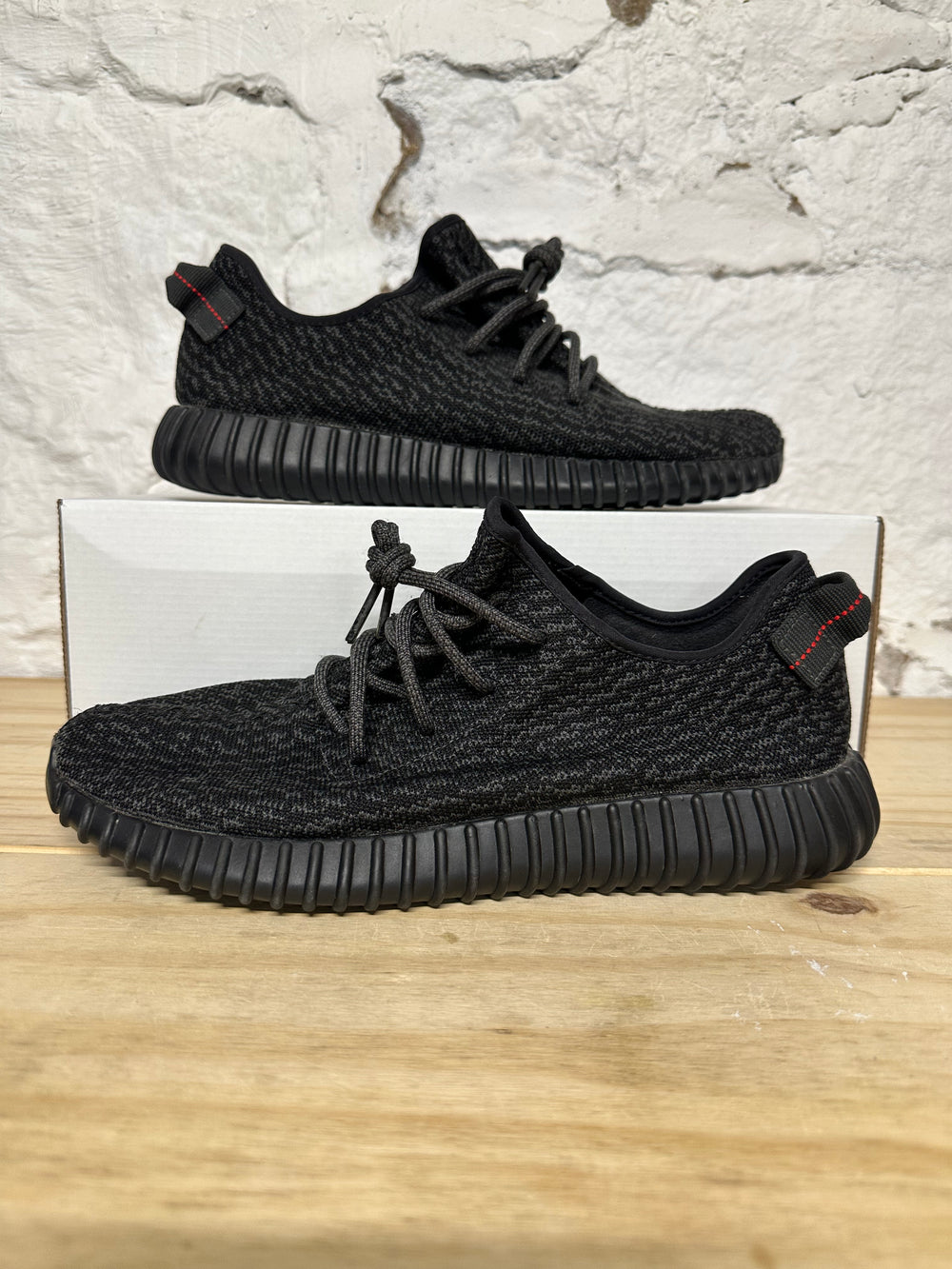 Yeezy 350 Pirate Black (2015) Sz 11