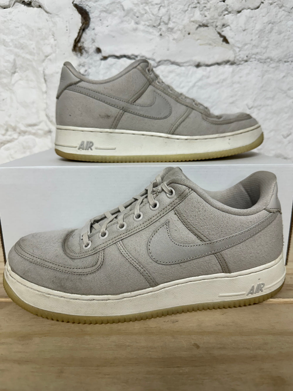 Nike Air Force 1 Low Light Bone Sz 9