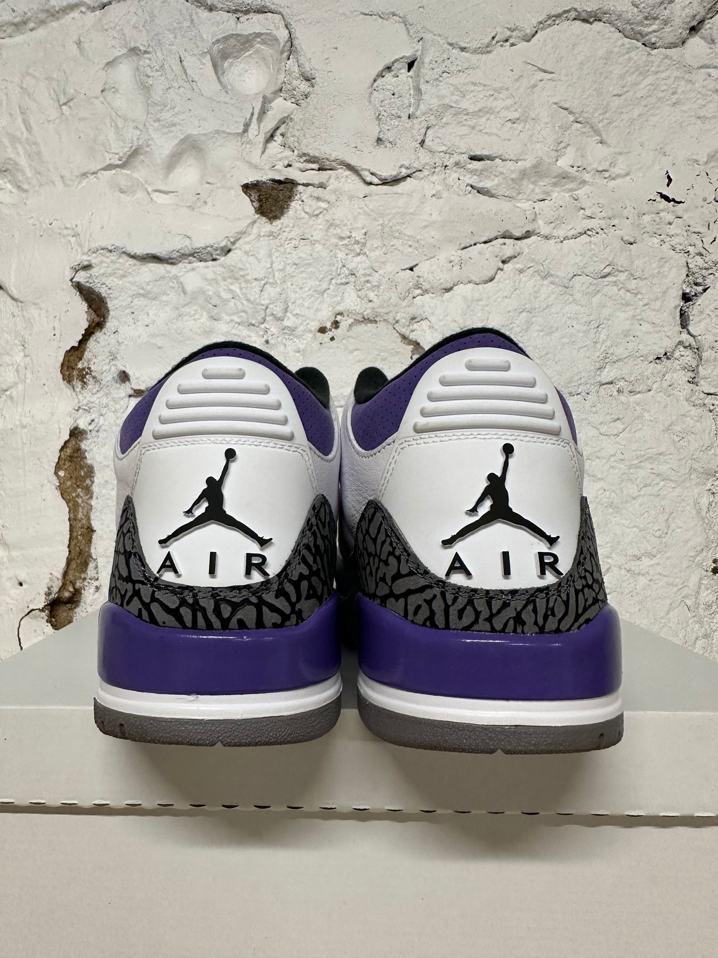 Air Jordan 3 Dark Iris Sz 11