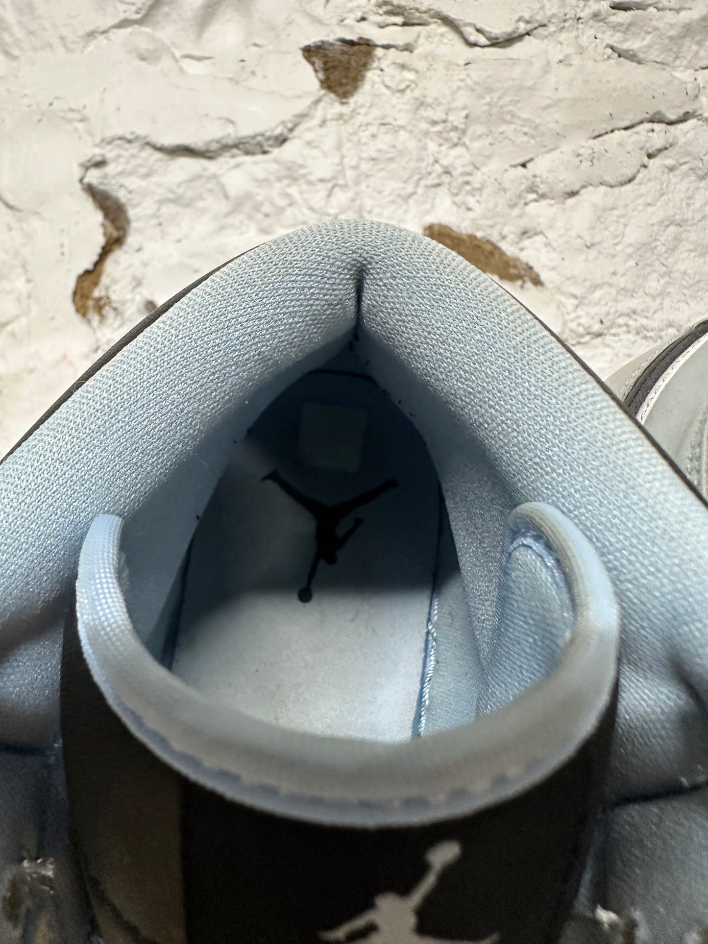 Air Jordan 1 Mid Ice Blue Sz 9