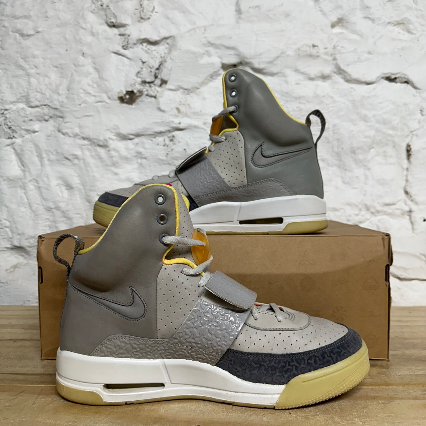 Nike Air Yeezy 1 Zen Grey Sz 10