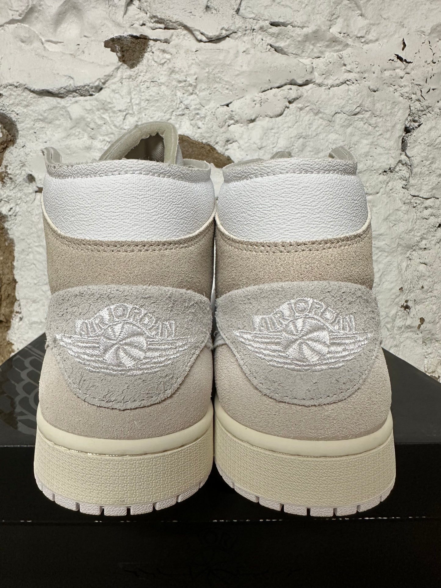 Air Jordan 1 Mid Craft Tech Gray Sz 14 DS