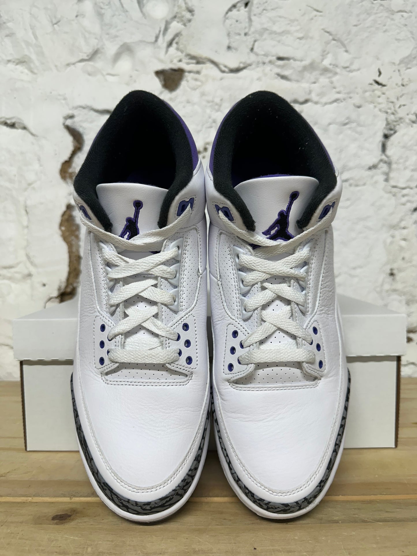 Air Jordan 3 Dark Iris Sz 11