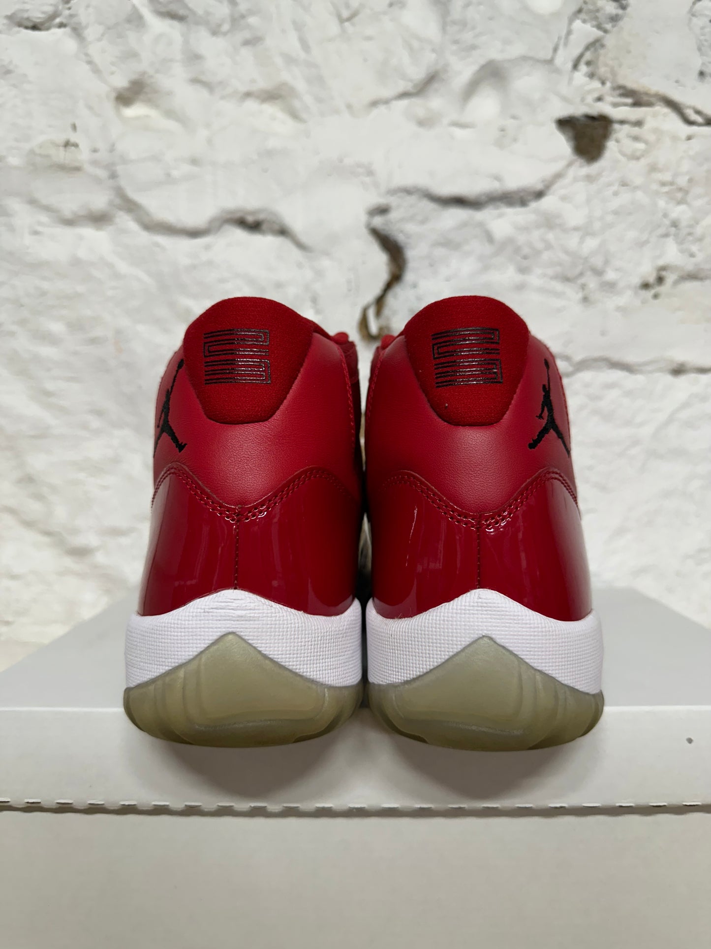 Air Jordan 11 High Win Like 96 Sz 9.5