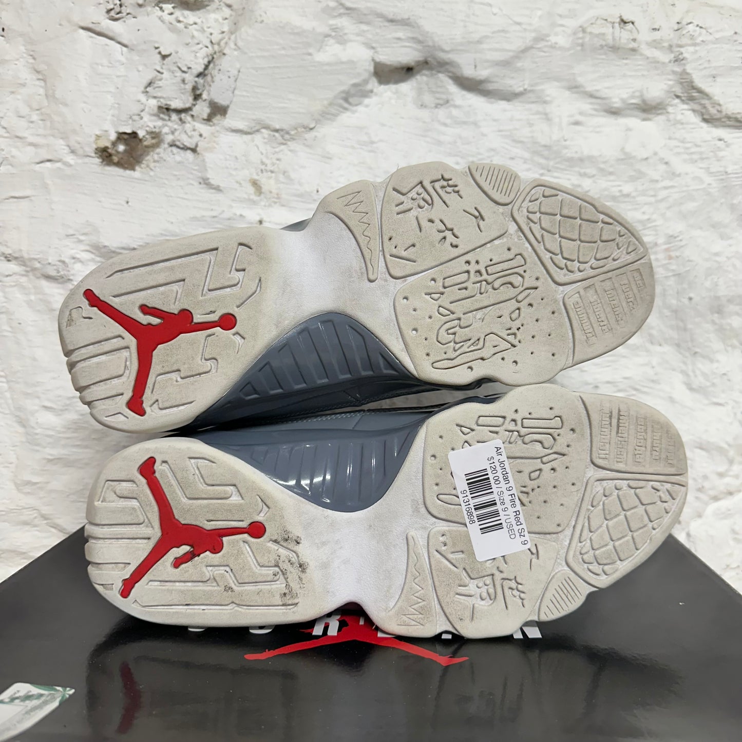Air Jordan 9 Fire Red Sz 9